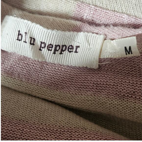 Blu Pepper Stripe Knit Sweater Size Medium - Picture 3 of 4